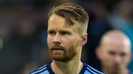 Jacob Une Larsson missar Djurgårdens möte med Västerås SK